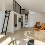 Beautiful In With Kitchen *