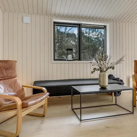 Beautiful In With Kitchen Holiday home *
